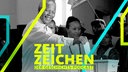 ANC-Chef Nelson Mandela gibt am 27.04.1994 bei der ersten Wahl nach dem Ende der Apartheid seine Stimme ab