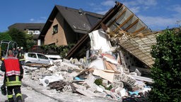 Trümmer des Einfamilienhauses in Bergneustadt