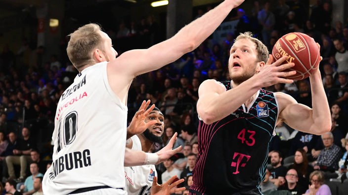 Christian Sengfelder von den Telekom Baskets Bonn im Spiel gegen die Hamburg Towers