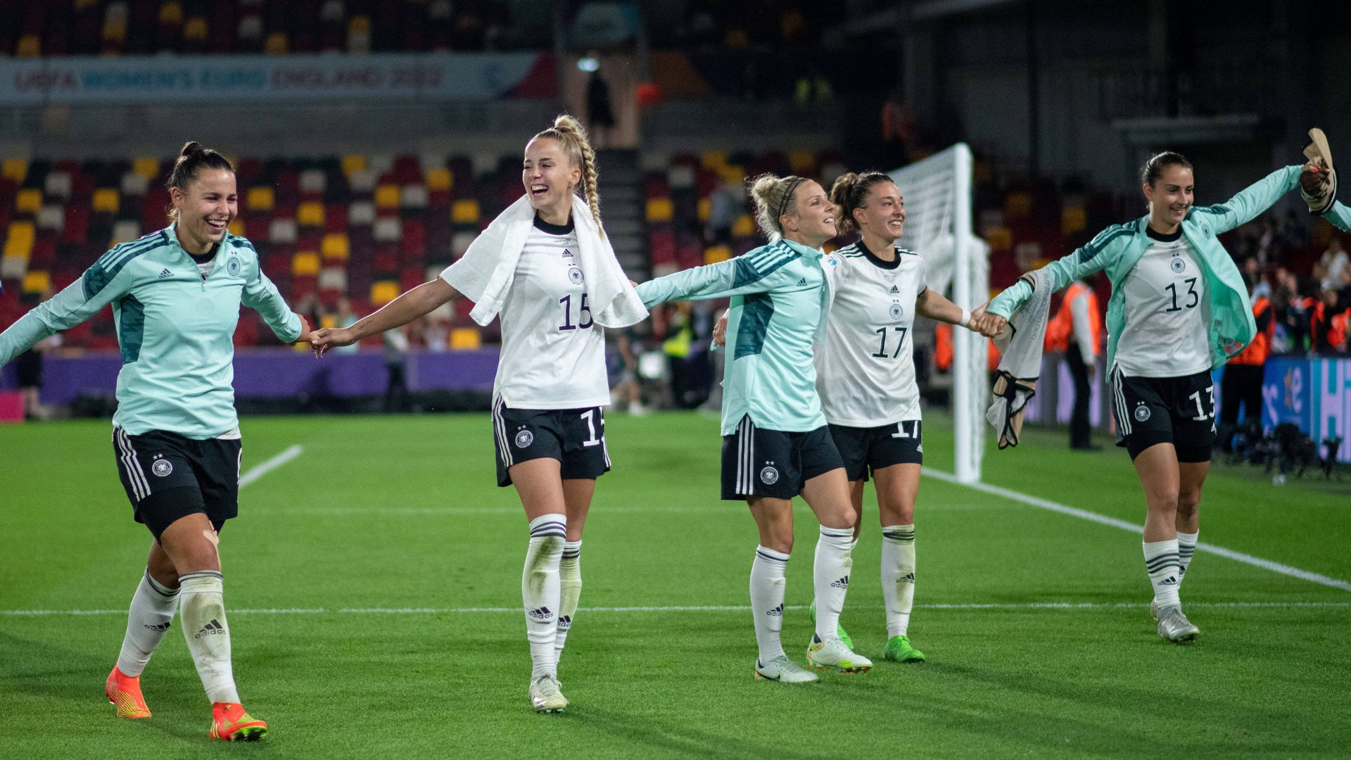 Millionen verfolgen die Fußball-EM der Frauen - Nur ein Hype oder mehr? - Nachrichten