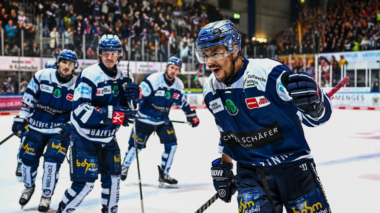 Iserlohn Roosters Gelingt Auswärtscoup Bei Den Fischtown Pinguins ...