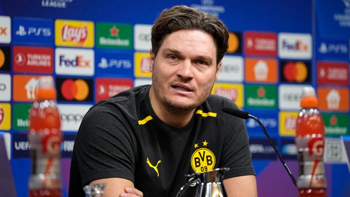 Dortmund-Trainer Edin Terzic auf der Pressekonferenz vor dem CL-Heimspiel gegen Eindhoven
