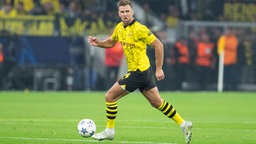 Borussia Dortmunds Niclas Füllkrug währred des Spiels gegen den AC Mailand in der Champions League