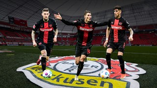 Sie nutzten ihre Chance bei Bayer Leverkusen, als sie sich auftat: Robert Andrich, Patrik Schick und Piero Hincapié (v.l.)
