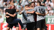Grenzenloser Jubel bei Viktoria Köln nach dem Pokalcoup gegen Werder Bremen.
