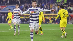 Thomas Pledl (MSV Duisburg) bejubelt sein Tor gegen Borussia Dortmund II