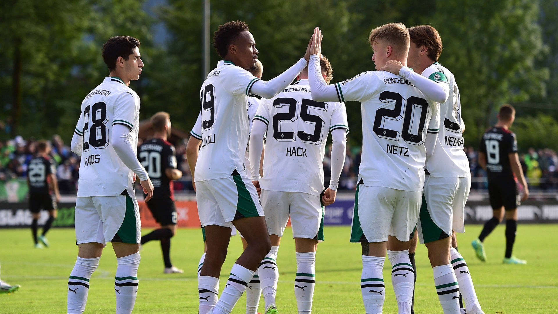 DFB-Pokal Borussia Mönchengladbach mit großer Vorfreude nach Osnabrück - Fußball - Sport