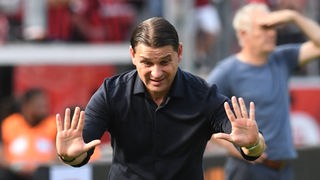 Leverkusens Trainer Gerardo Seoane braucht keine weiteren Negativ-Rekorde mehr.