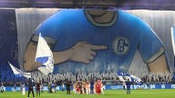 Die Choreo der Schalke-Fans beim Bundesligaspiel gegen Freiburg