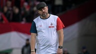 Enttäuscht: Steffen Baumgart, Trainer des 1. FC Köln, im Spiel beim 1. FC Kaiserslautern.