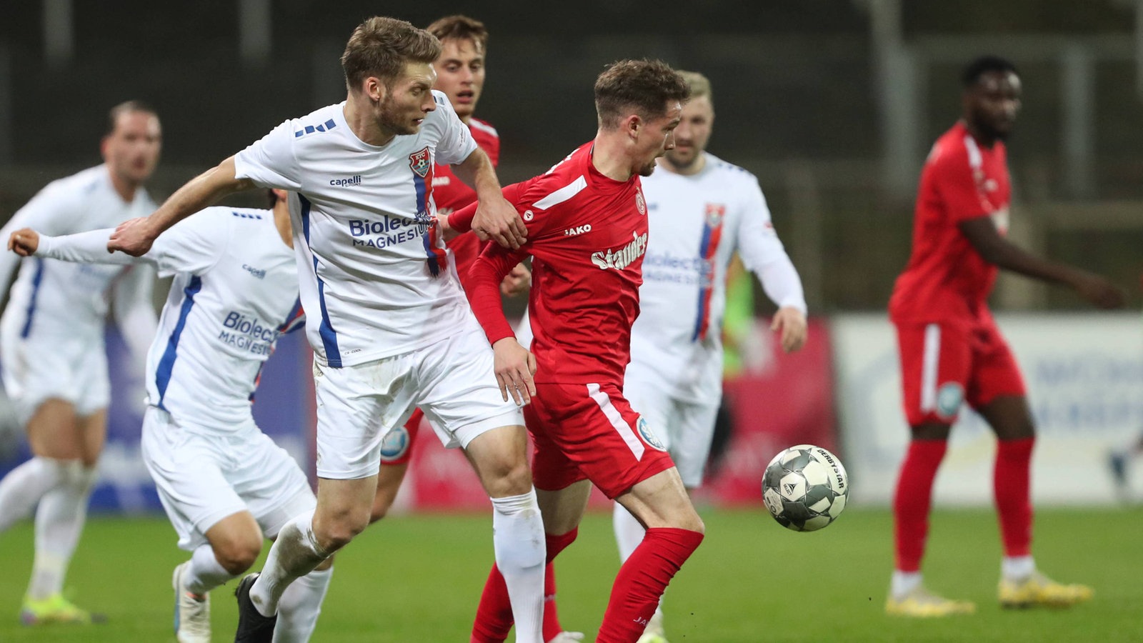 Niederrhein-Pokal: Essen Schlägt Uerdingen Im Pokal Vor Großer Kulisse ...