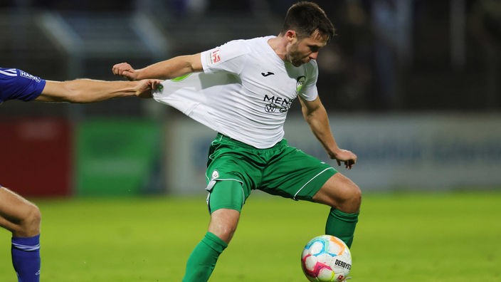 Matthias Haeder vom FC Gütersloh bei einem Testspiel gegen Schalke 2022