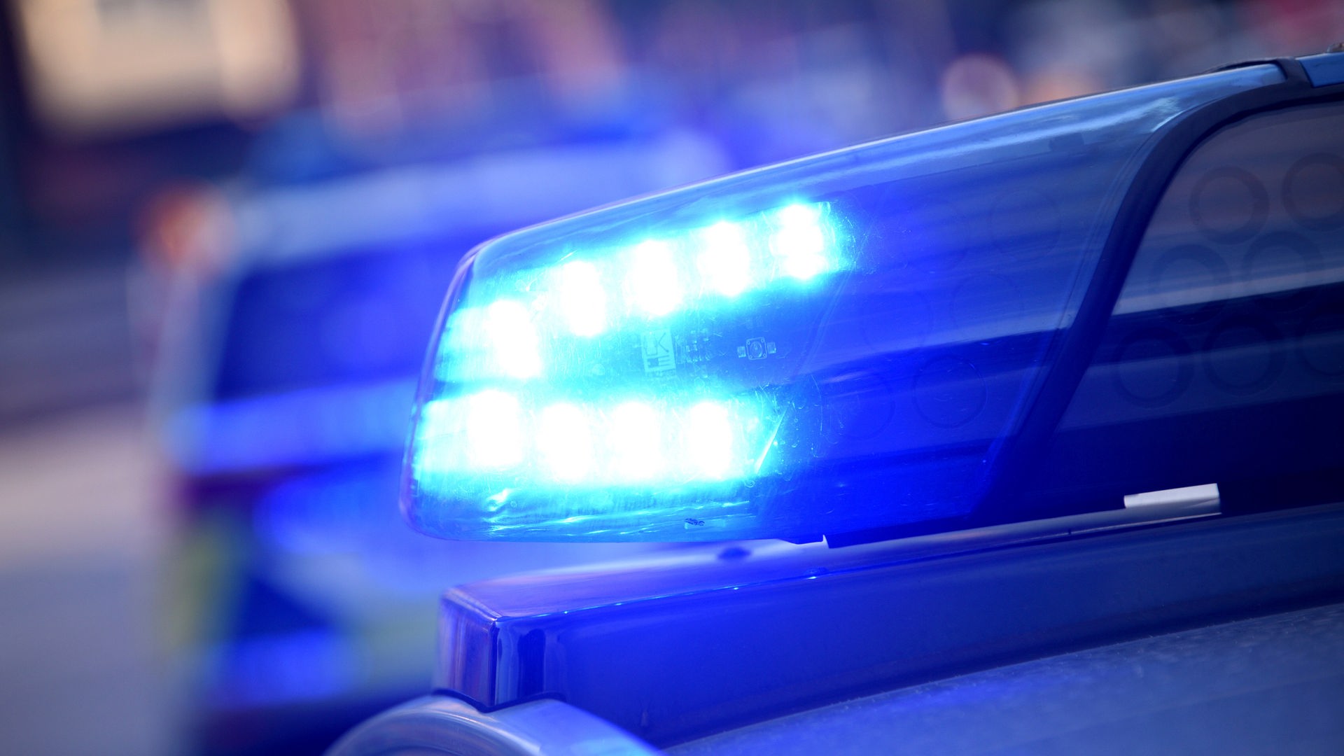 Polizeieinsatz in Köln: Mann stirbt nach Taser-Einsatz - Nachrichten - WDR