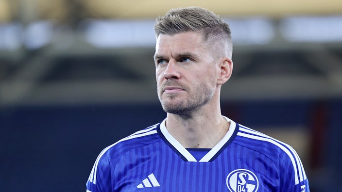 Beerbt Danny Latza als Schalke-Kapitän: Stürmer Simon Terodde.
