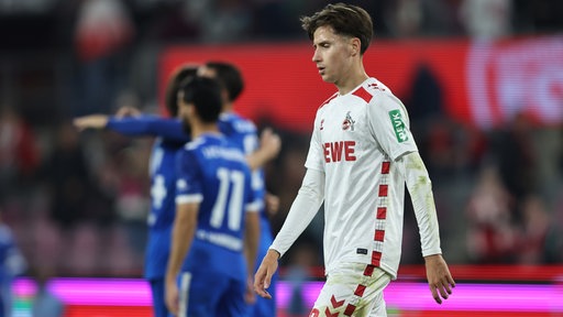 Ein enttäuschter Denis Huseinbasic (1. FC Köln) nach der Niederlage gegen den 1. FC Magdeburg.