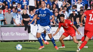 Henning Matriciani im Testpiel gegen den FC Twente Enschede