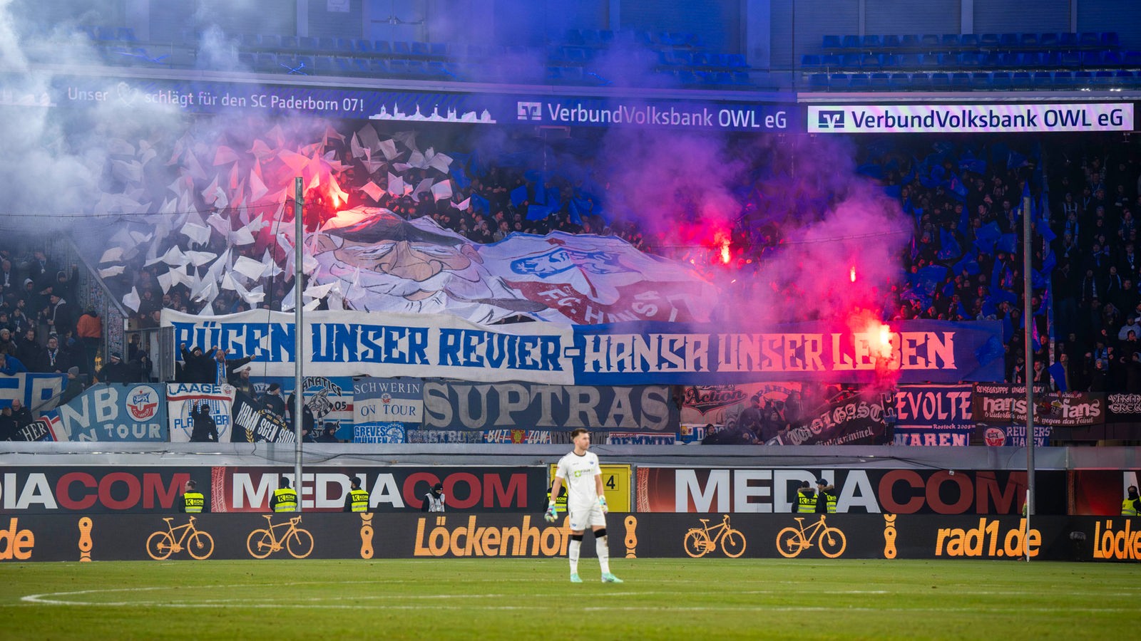 Durchsuchungen bei Rostock-Fans wegen Randale in Paderborn