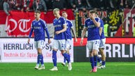 Schalke-Spieler nach der Niederlage gegen Kaiserslautern