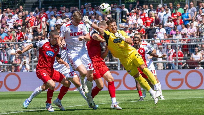 Viele Tore sahen die Zuschauer beim Testspiel zwischen den beiden Kölner Klubs Viktoria und 1.FC.