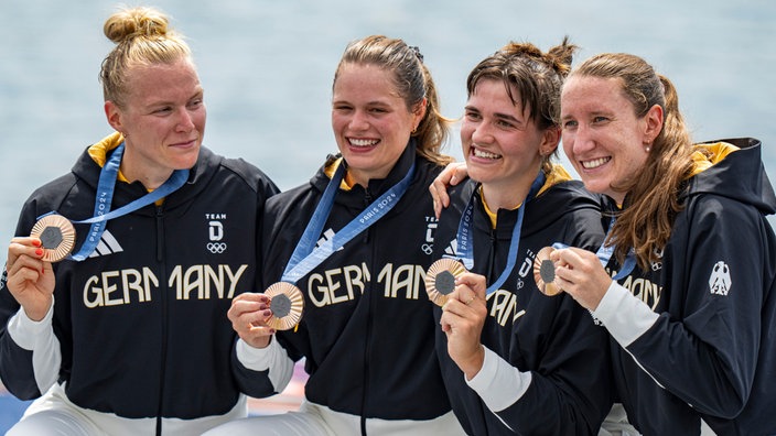 v.l. Pia Greiten, Leonie Menzel, Tabea Schendekehl und Maren Voelz