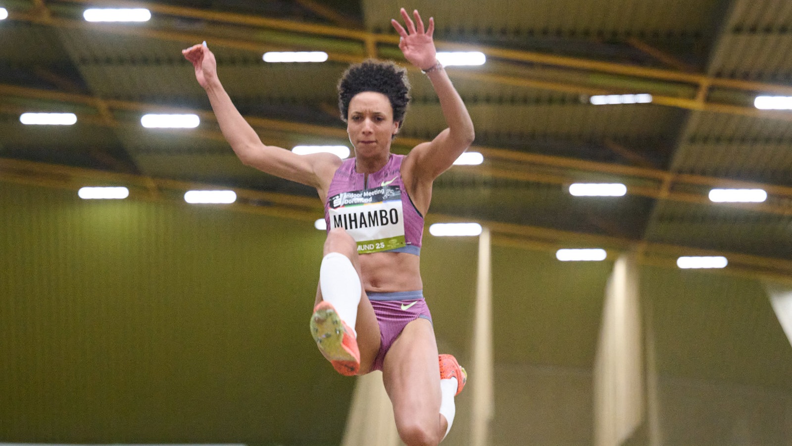 leichtathletik-hallenmeeting-starkes-mihambo-comeback-in-dortmund