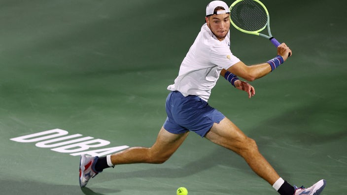 Jan-Lennard Struff beim ATP-Turnier in Dubai.