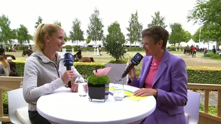 Jessica von Bredow-Werndl im WDR-Interview