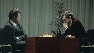 Boris Spasski (li.) bei Schach-WM 1972 gegen Bobby Fischer