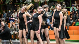 Die Formation Madley vom TSV Kastell Dinslaken tanzt beim Jazz- und Modern Dance Turnier (Archivfoto, 2022)