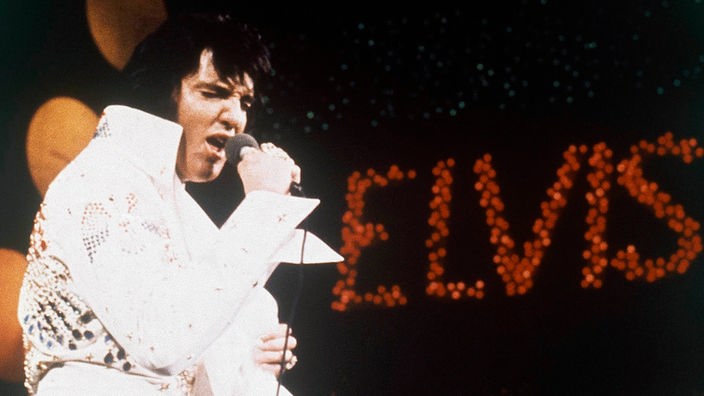 Elvis Presley bei einem Auftritt 1972