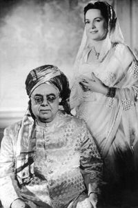 Begum Aga Khan mit ihrem Ehemann Aga Khan III.