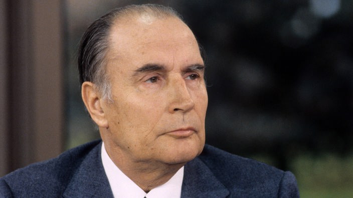 Präsident Francois Mitterrand (Frankreich) während eines Besuchs in Bonn, Personen; 1985