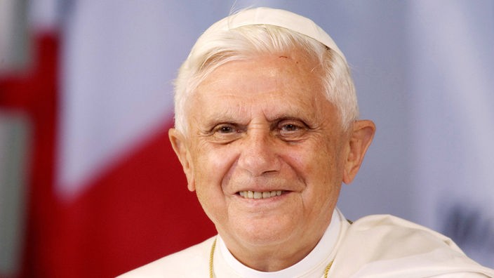 Joseph Ratzinger, Papst Benedikt XVI. (Aufnahme von 2005)
