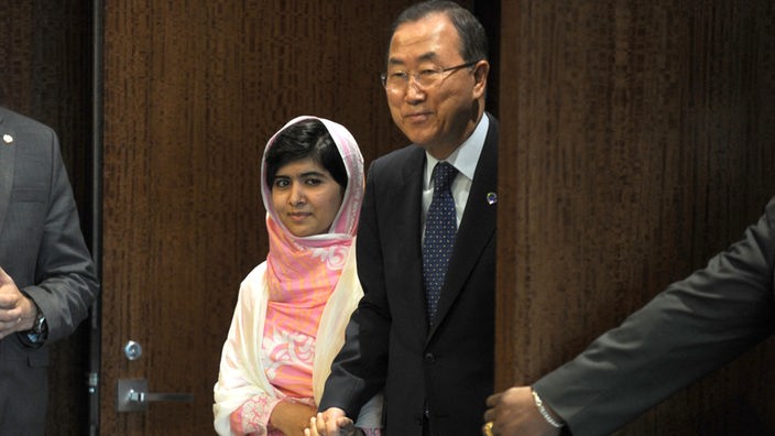 Malala Yousafzai mit UNO-Generalsekretär Ban Ki-Moon, Juli 2013