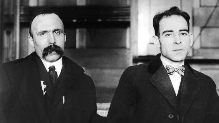 Bartolomeo Vanzetti (links) und Nicola Sacco nach ihrer Verhaftung am 19.05.1920