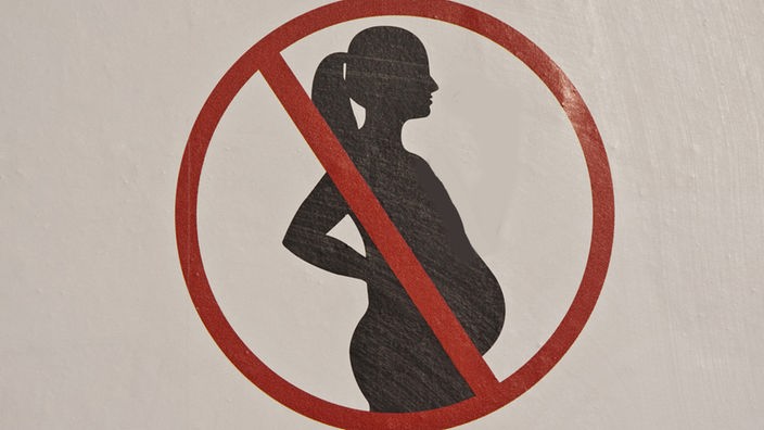 Durchgestrichene Schwangere (Symboldbild)