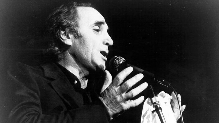 Charles Aznavour, Sänger und Schauspieler (Aufnahme von 1976)