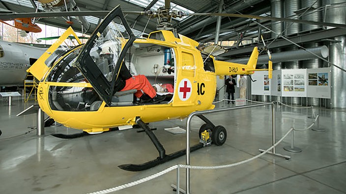 Restaurierter Hubschrauber des ehemaligen Herstellers Messerschmitt-Bölkow-Blohm (MBB) mit der Seriennummer 1, wurde am 1. November 1970 unter dem Funknamen "Christoph 1" als Rettungshelikopter in Dienst gestellt