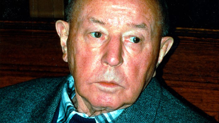 Erich Mielke, ehemaliger Chef des DDR-Staatssicherheitsdienstes, vor Gericht in Berlin am 18.10.1993