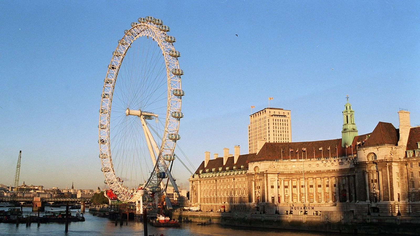 Stichtag 10 Oktober 1999 Das London Eye Wird Aufgerichtet Stichtag Wdr