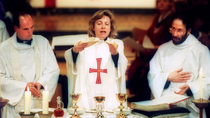  Priesterin der Church of England