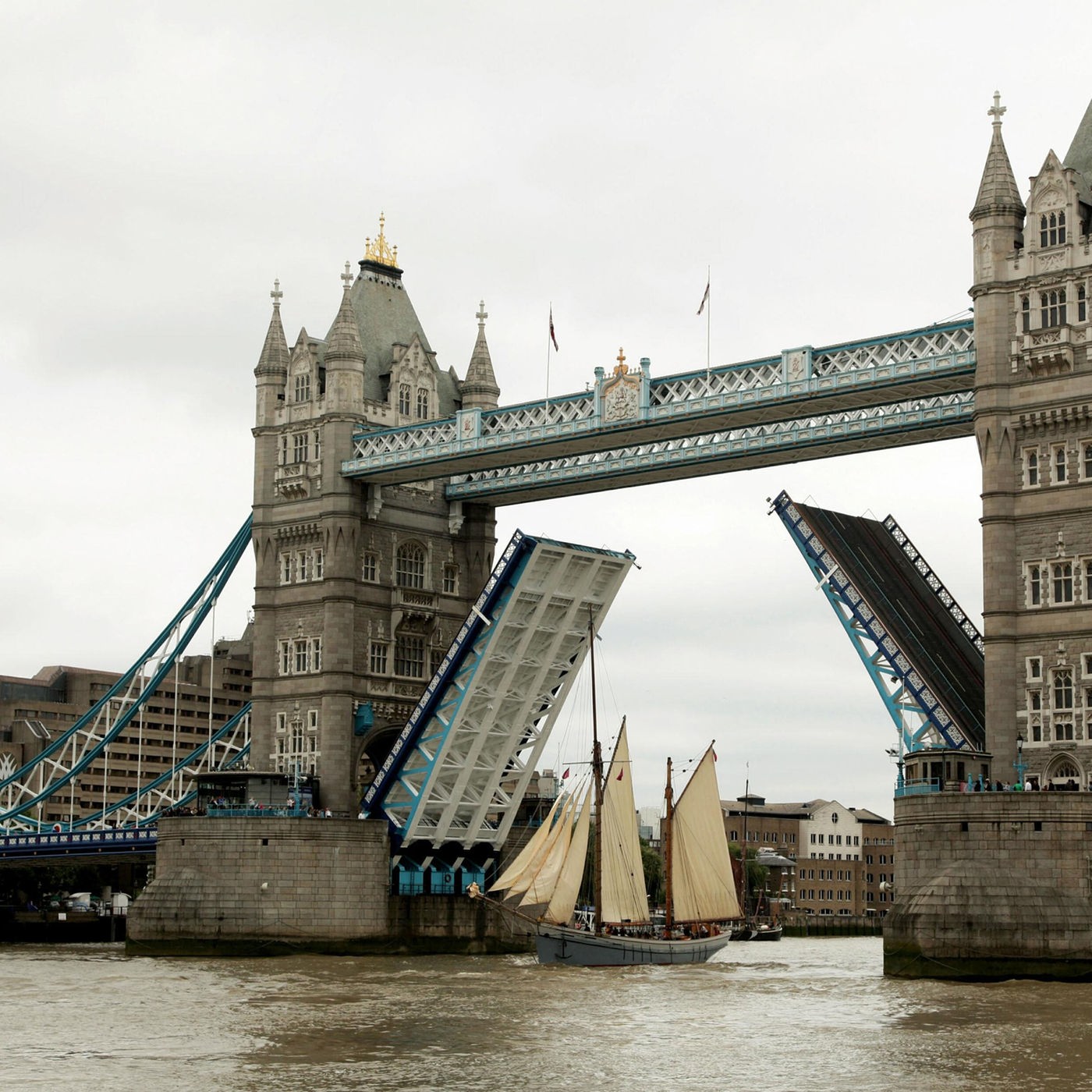 Тауэрский мост в Лондоне 2021