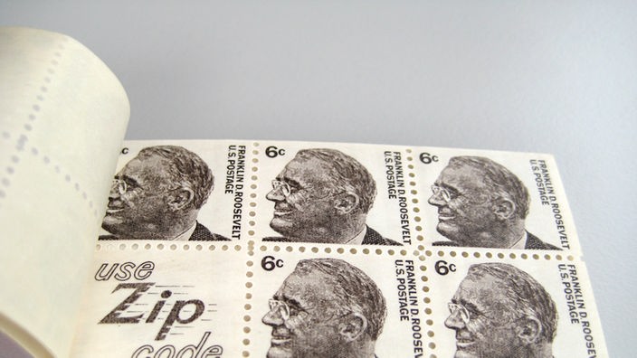 USA: Erste Briefmarkenheftchen verkauft