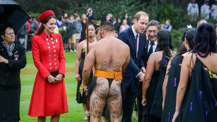 Maori begrüßen Prinz William und Ehefrau Kate in Wellington, Neuseeland, April 2014