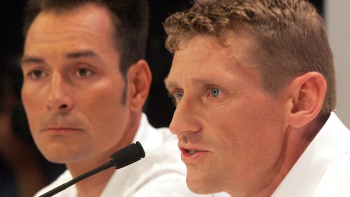 Erik Zabel (l.) und Rolf Aldag bei der Pressekonferenz am 24.05.2012