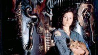 Sigourney Weaver, Hauptdarstellerin im Science-Fiction "Alien"
