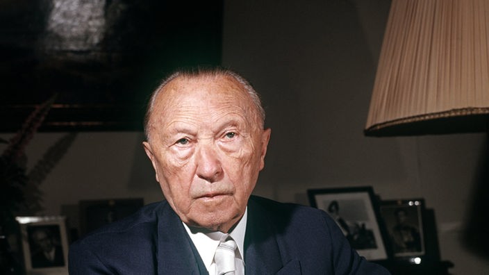 Konrad Adenauer (CDU), Bundeskanzler (1949 bis 1963)