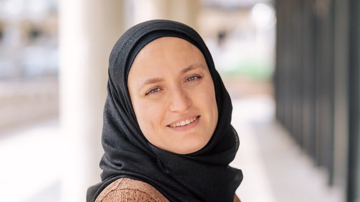 Portrait von Frau Rim Alrawi