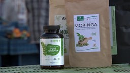 Verschiedene Produkte die Moringa Pulver enthalten