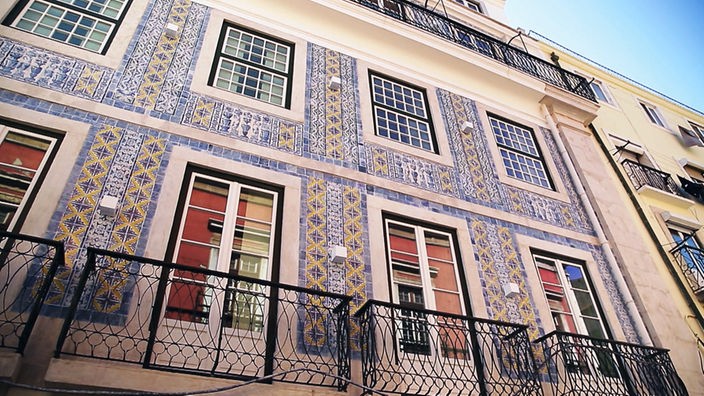 DAs Bild zeigt den Lissaboner Stadtteil Chiado.